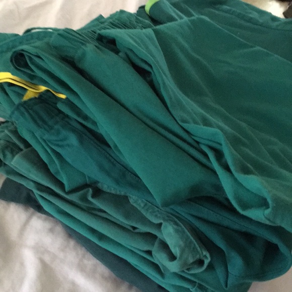 Scrubs!!! - Picture 2 of 6